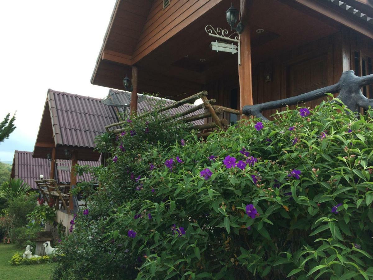 Indah Garden Hill Resort Phetchabun Exterior photo